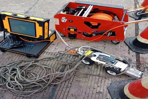 德宏CCTV管道检测机器人