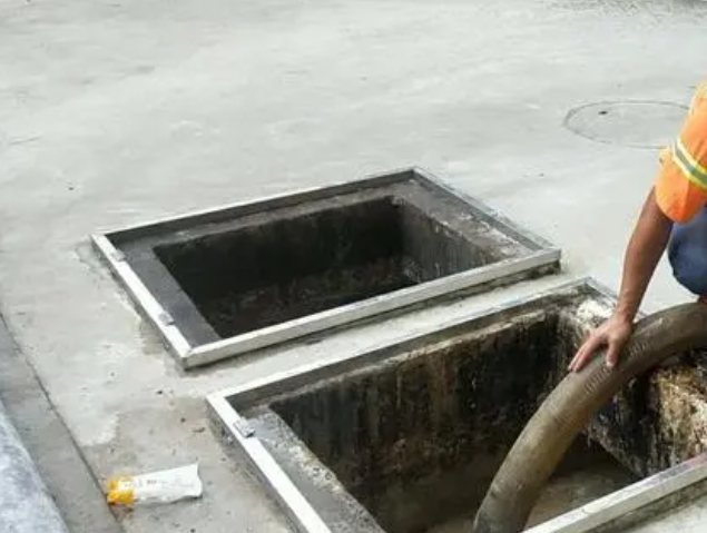 德宏化粪池清理
