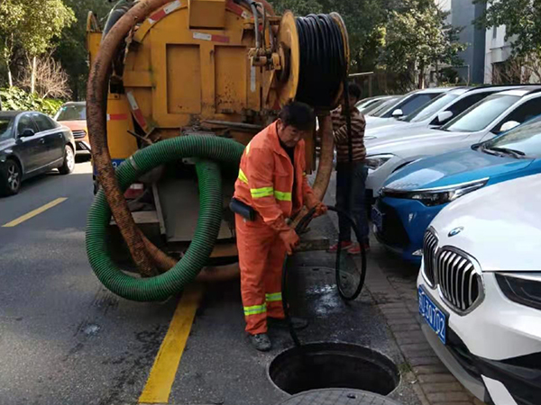 德宏排污管道清淤